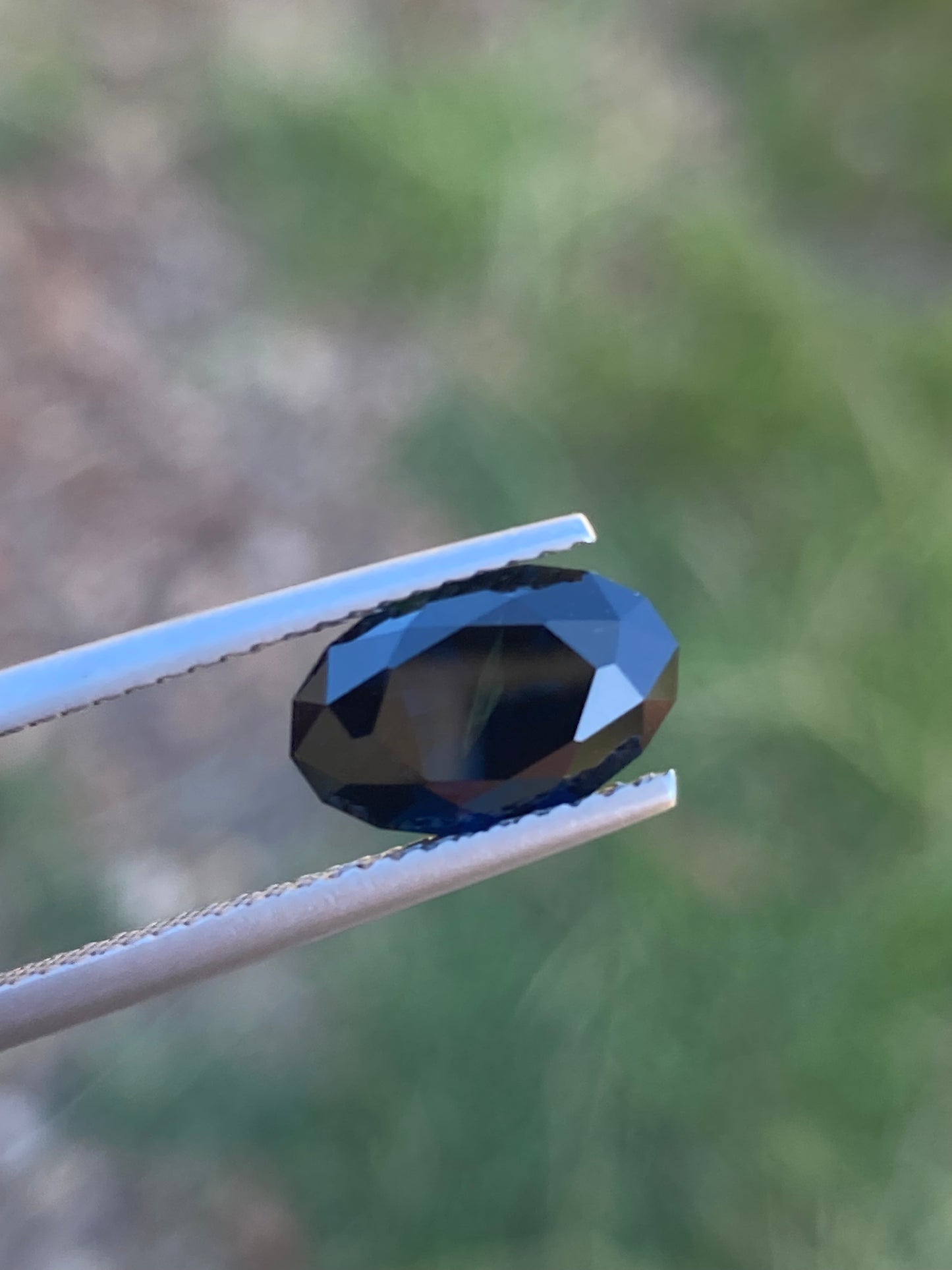 006- Australian Sapphire 2.25ct Dark Blue OVAL CUT