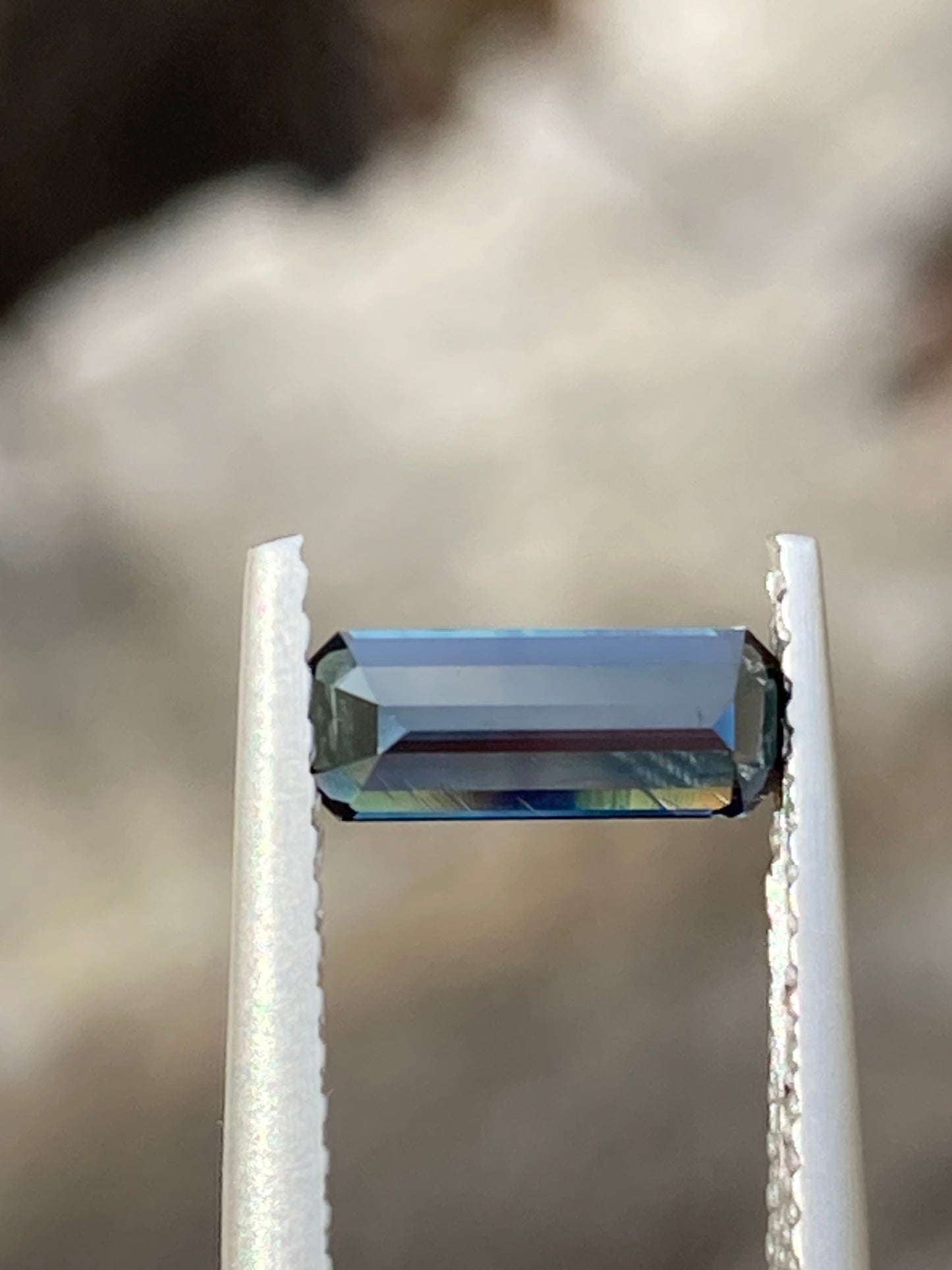 014- Dark Blue Australian Sapphire 0.83ct RECTANGLE CUT