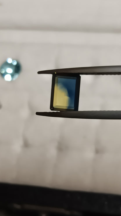 2.32ct window cut bi-colour Australian Sapphire yellow blue