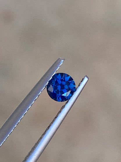 065- Blue Australian Sapphire 0.37ct Round CUT