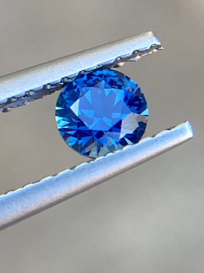 065- Blue Australian Sapphire 0.37ct Round CUT