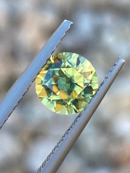 036- Yellow Parti Australian Sapphire 1.3ct ROUND CUT