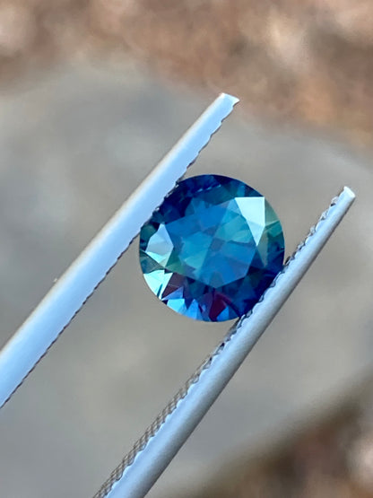 039- Steel Teal Australian Sapphire 1.45ct ROUND CUT