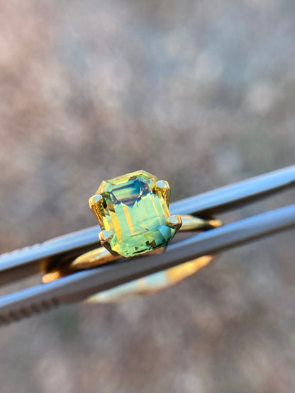 032- Australian Sapphire 2.04ct Yellow Parti EMERALD CUT engagement ring gemstone