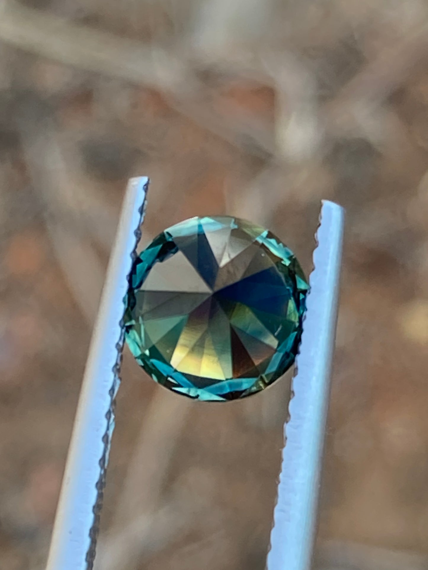 058- 1.67ct Dark Blue Australian Sapphire Round CUT Engagement stone