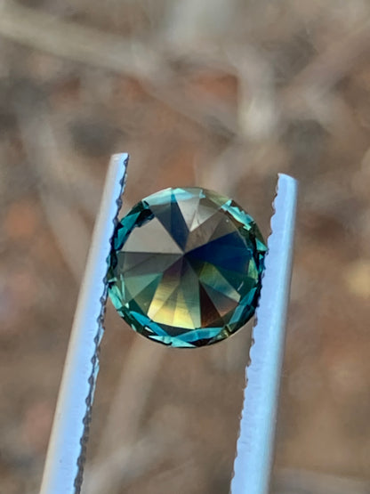 058- 1.67ct Dark Blue Australian Sapphire Round CUT Engagement stone