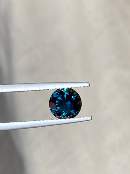058- 1.67ct Dark Blue Australian Sapphire Round CUT Engagement stone