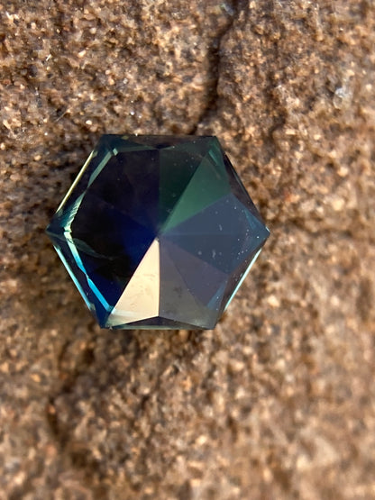 043- Silky Blue Australian Sapphire 0.67ct HEX CUT
