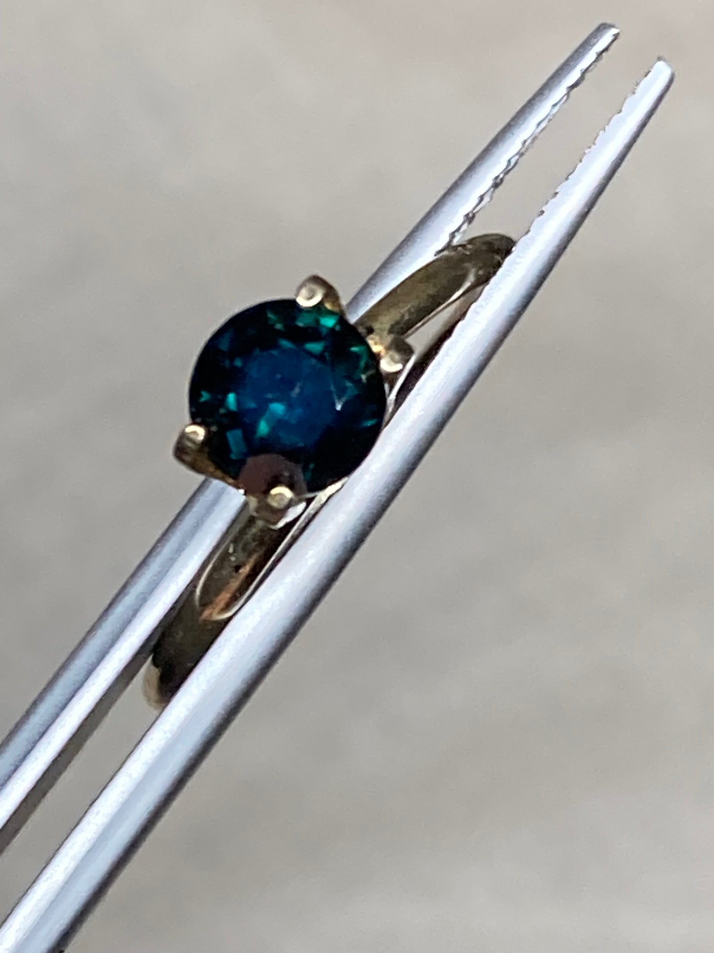 059- Dark Blue Australian Sapphire 1.27ct ROUND CUT