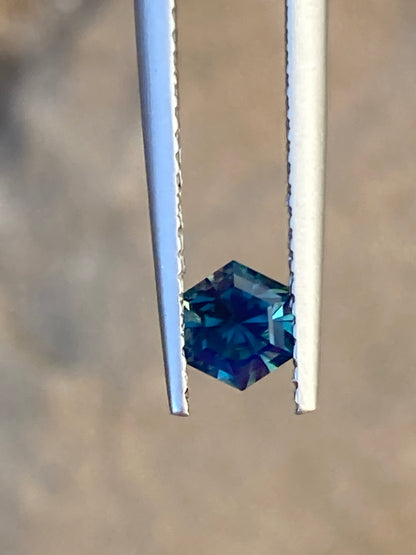 043- Silky Blue Australian Sapphire 0.67ct HEX CUT