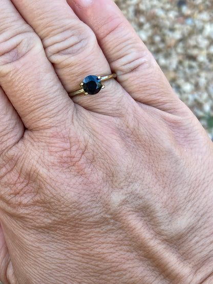 059- Dark Blue Australian Sapphire 1.27ct ROUND CUT