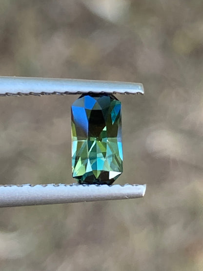 017- Green Parti Australian Sapphire 0.75ct RECTANGLE CUT