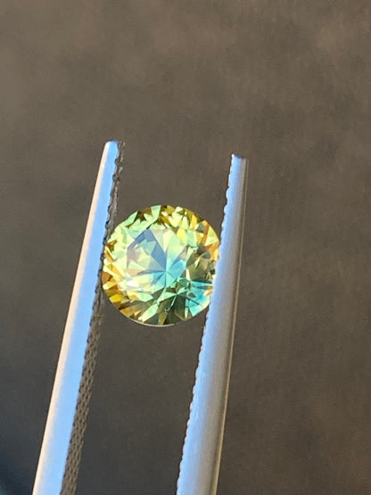 036- Yellow Parti Australian Sapphire 1.3ct ROUND CUT