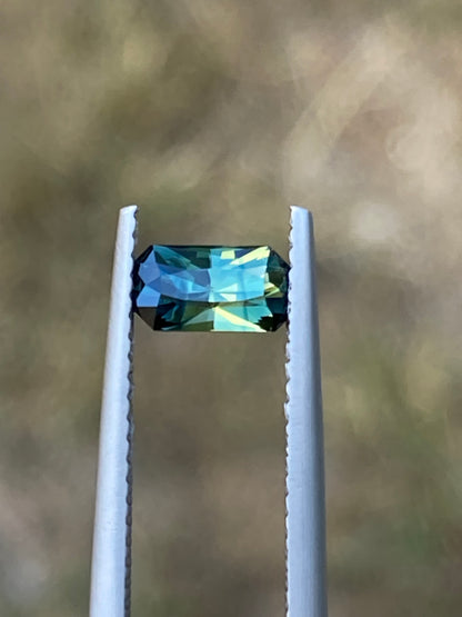 017- Green Parti Australian Sapphire 0.75ct RECTANGLE CUT