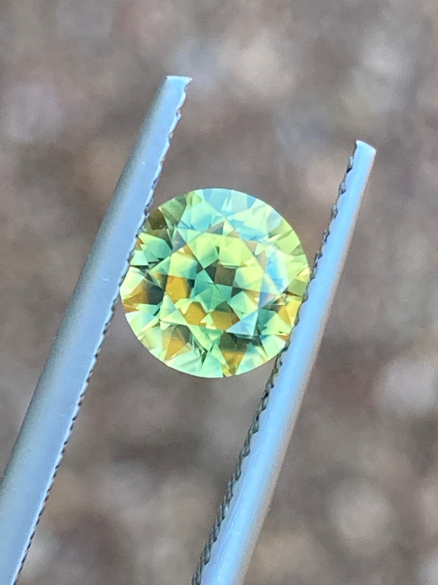 036- Yellow Parti Australian Sapphire 1.3ct ROUND CUT