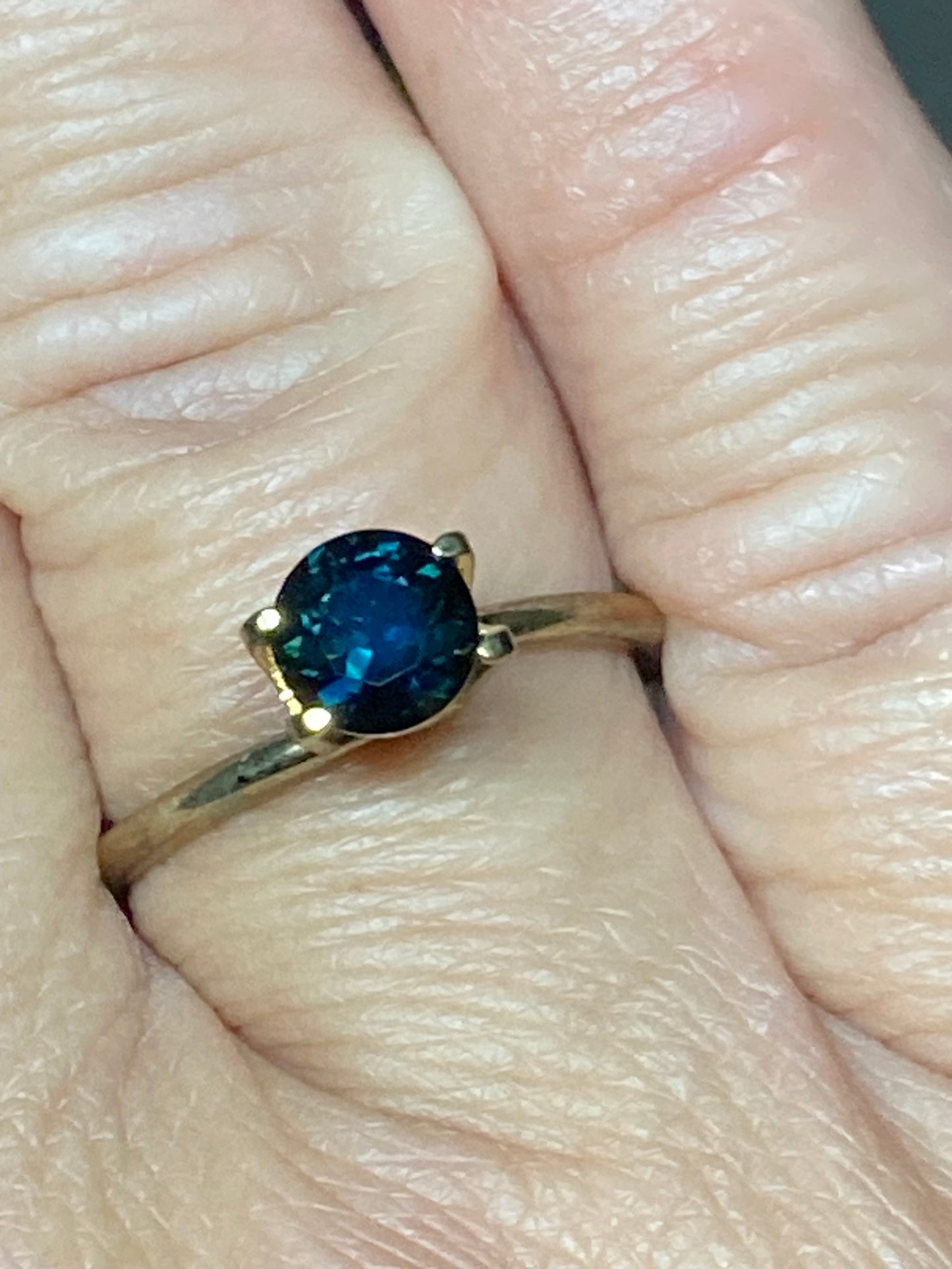 059- Dark Blue Australian Sapphire 1.27ct ROUND CUT