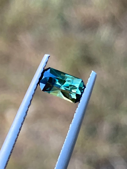 017- Green Parti Australian Sapphire 0.75ct RECTANGLE CUT