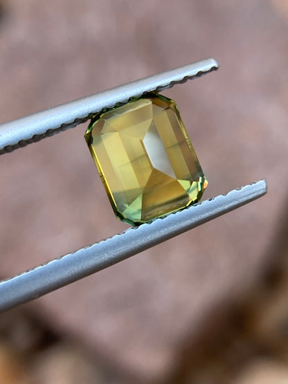 032- Australian Sapphire 2.04ct Yellow Parti EMERALD CUT engagement ring gemstone