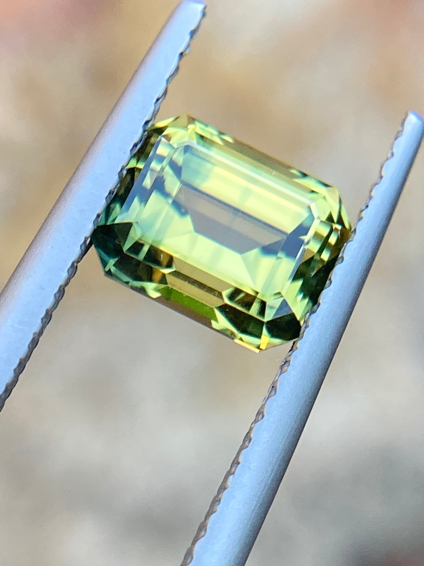 032- Australian Sapphire 2.04ct Yellow Parti EMERALD CUT engagement ring gemstone