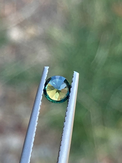 002- Australian Sapphire 0.45ct Blue Green Parti ROUND CUT