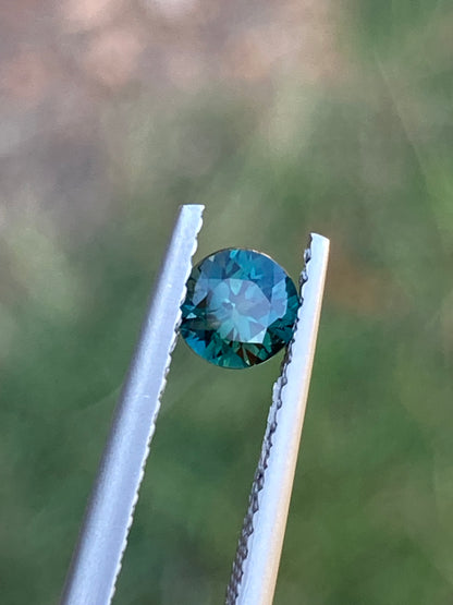 002- Australian Sapphire 0.45ct Blue Green Parti ROUND CUT
