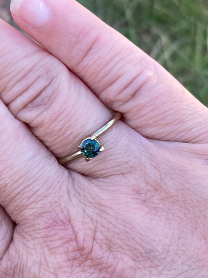 002- Australian Sapphire 0.45ct Blue Green Parti ROUND CUT