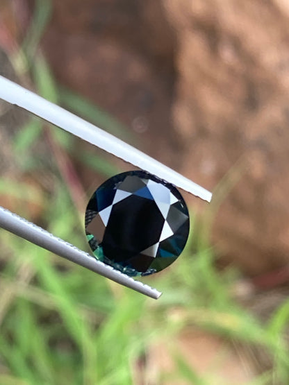 030- Australian Sapphire 4.17ct Dark Blue ROUND CUT engagement ring stone