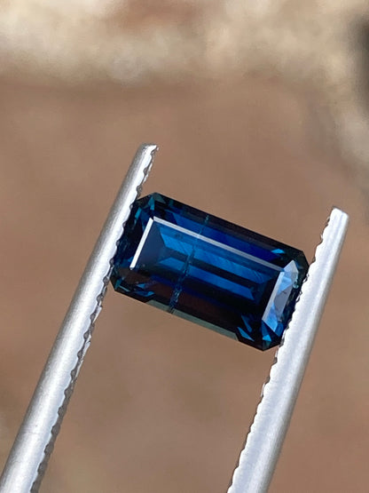 023- DARK BLUE Australian Sapphire 1.7ct EMERALD CUT
