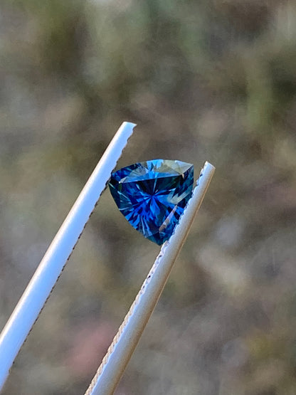 021- STUNNING!!! True Blue Natural Australian Sapphire 0.93ct TRILLION CUT