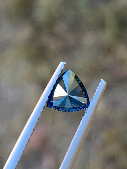 021- STUNNING!!! True Blue Natural Australian Sapphire 0.93ct TRILLION CUT