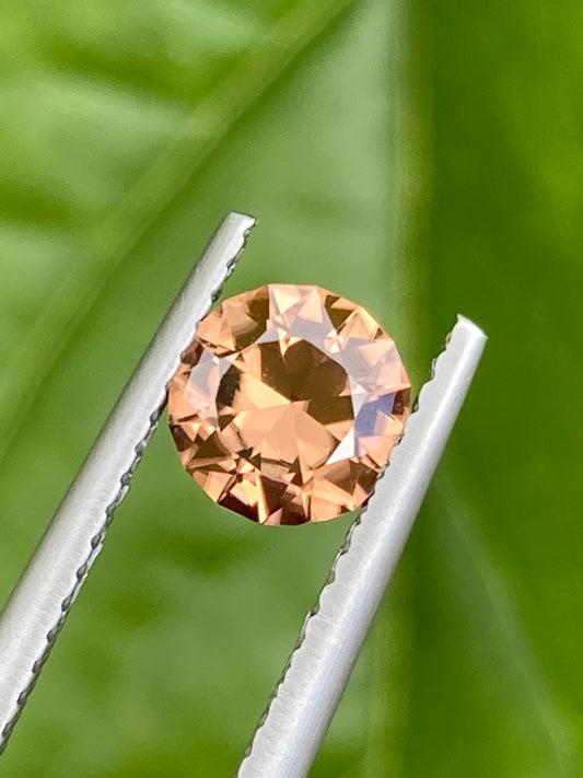 009- Orange ( beer bottle ) Natural Australian Zircon 1.15ct ROUND CUT