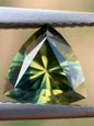 037- Australian Sapphire 1.71ct Yellow Green Parti ‘pharaohs eye’ TRILLION CUT