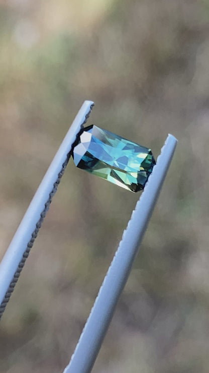 017- Green Parti Australian Sapphire 0.75ct RECTANGLE CUT