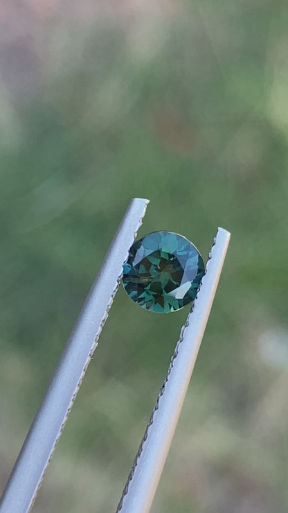 002- Australian Sapphire 0.45ct Blue Green Parti ROUND CUT