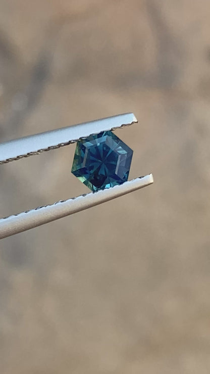 043- Silky Blue Australian Sapphire 0.67ct HEX CUT