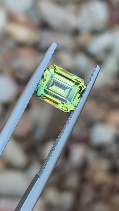 032- Australian Sapphire 2.04ct Yellow Parti EMERALD CUT engagement ring gemstone