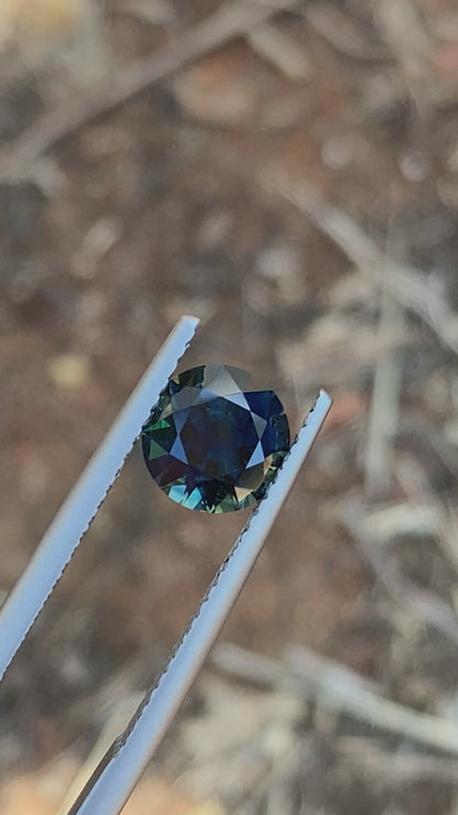 058- 1.67ct Dark Blue Australian Sapphire Round CUT Engagement stone