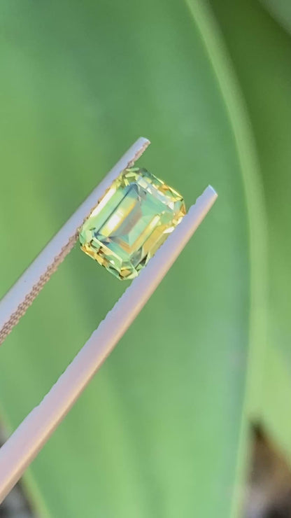 032- Australian Sapphire 2.04ct Yellow Parti EMERALD CUT engagement ring gemstone