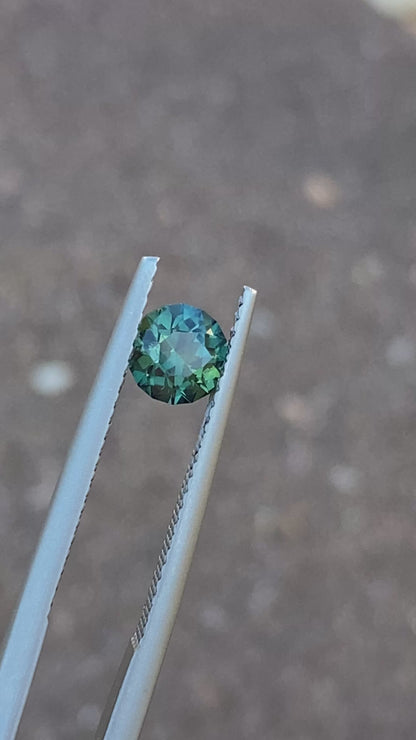 016- Australian Sapphire 0.75ct Green Blue Teal Parti ROUND CUT