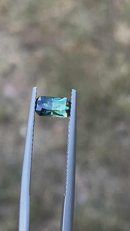017- Green Parti Australian Sapphire 0.75ct RECTANGLE CUT