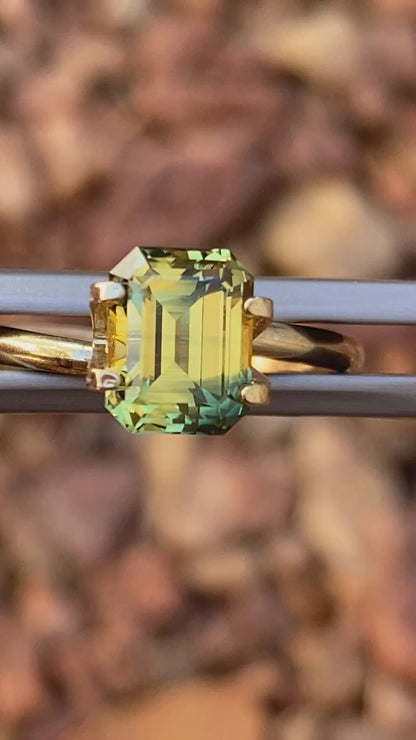 032- Australian Sapphire 2.04ct Yellow Parti EMERALD CUT engagement ring gemstone